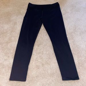 Salty Honey Strength Capri Leggings